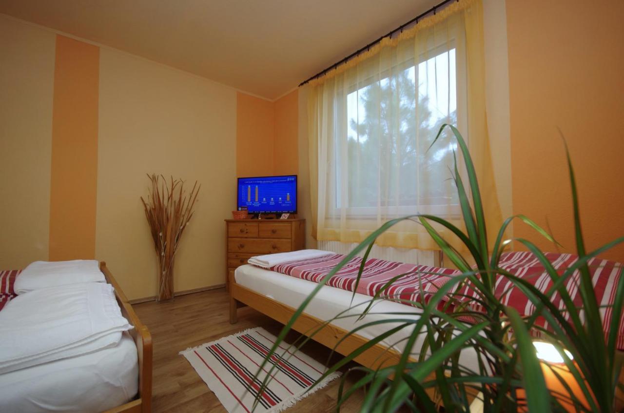Bodza Apartman Gyula Exterior foto